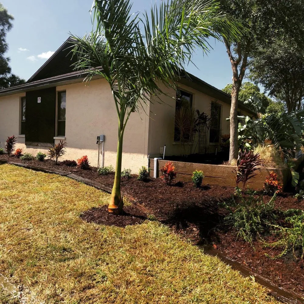 Reliable outdoor landscaping in Ruskin, FL - Kick Gas Lawn Care