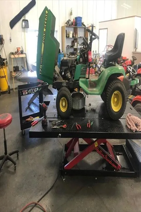 Affordable landscaping services experts serving Dubuque, IA - KickGrass Repair & Dumpster Rental