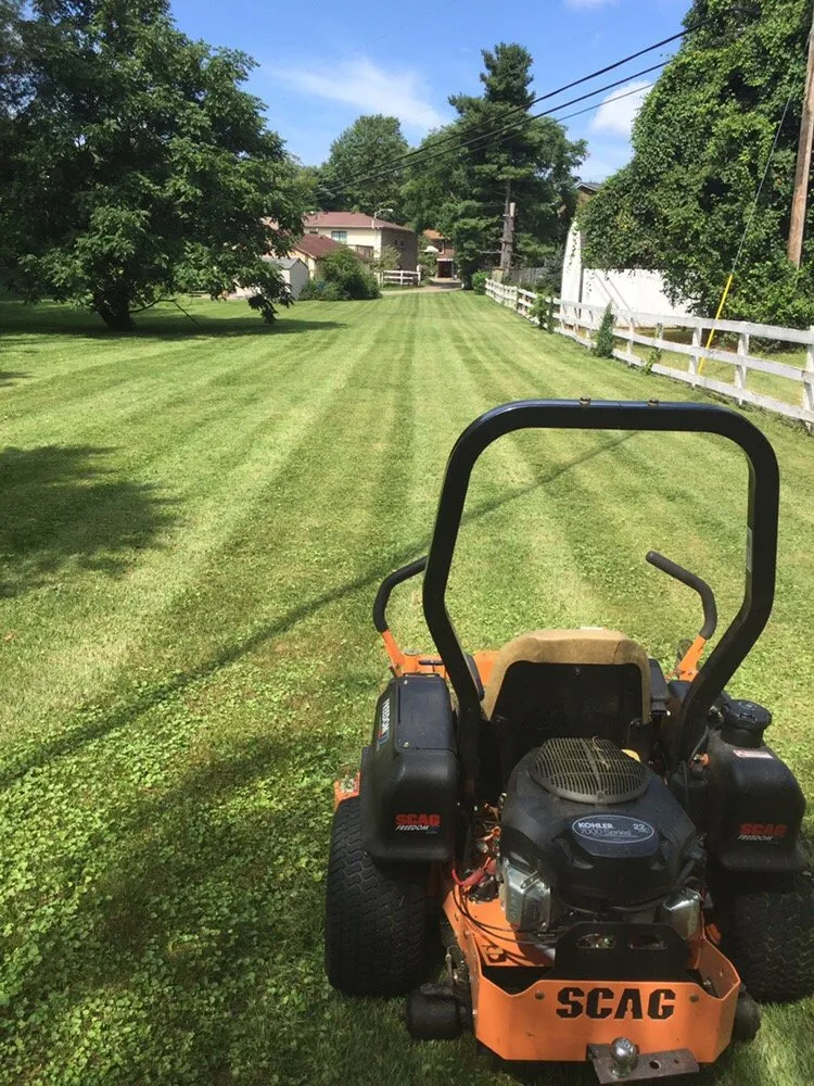 Local lawn care service experts serving Lexington, KY - Kickin' Grass Landscapes & Hardscapes