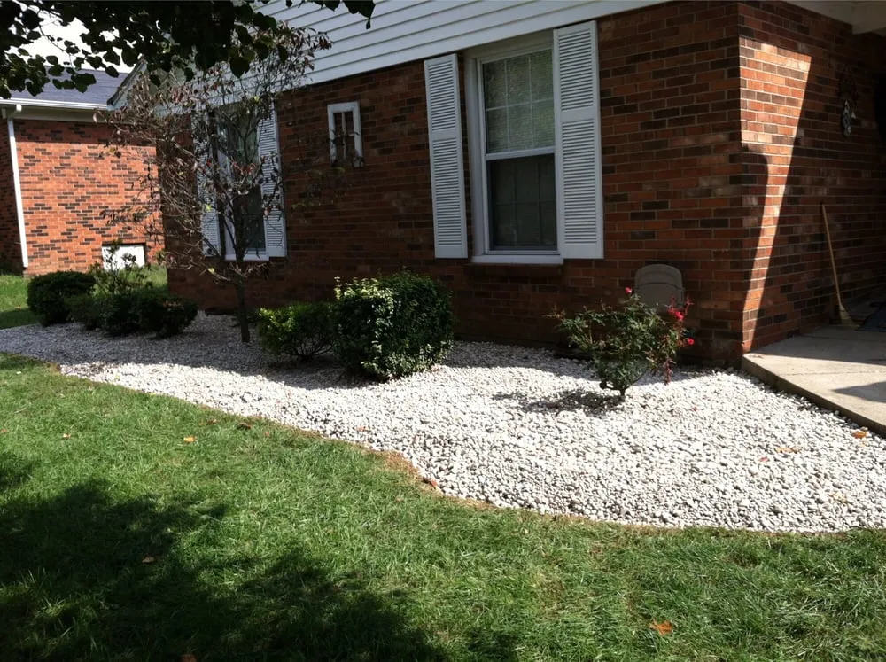 Professional lawn care service in Lexington, KY - Kickin' Grass Landscapes & Hardscapes