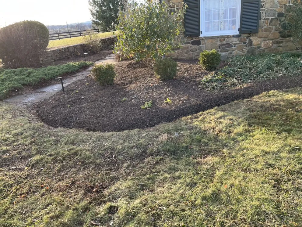 Custom yard cleanup service for homes in Sperryville, VA by Kickin’ Grass Lawn & Landscaping