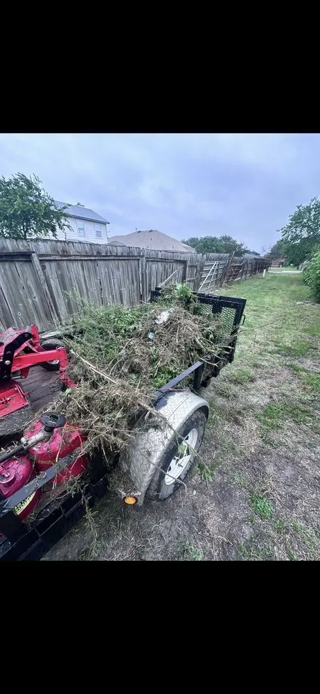 Local landscaping services in San Antonio, TX - Kickin’ Grass Lawncare & Tree Services