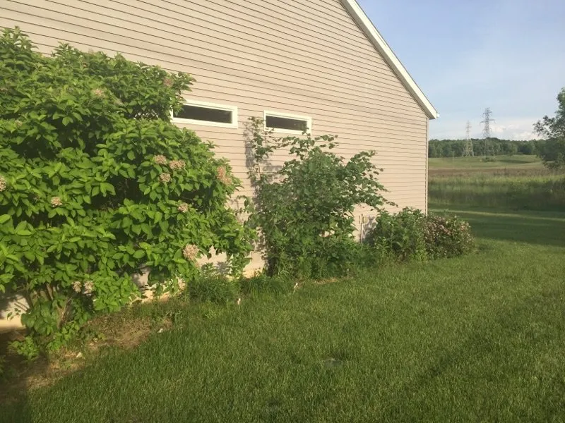 Reliable landscape installation for residential properties across South Bend, IN - KICKIN GRASS