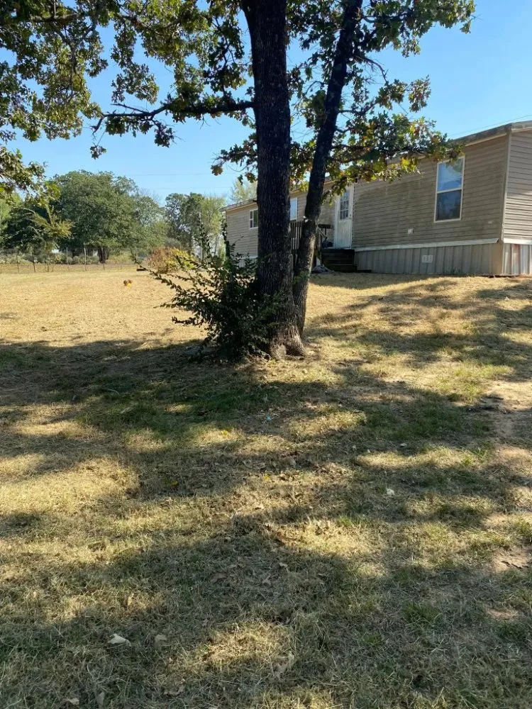 Affordable yard cleanup service experts serving Stigler, OK - Kicking Grass Lawncare