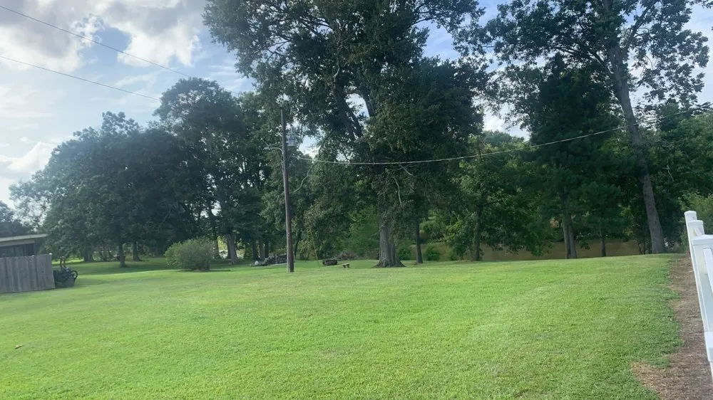 Custom outdoor landscaping in Opelousas, LA by Kidders Lawncare And Yard Service