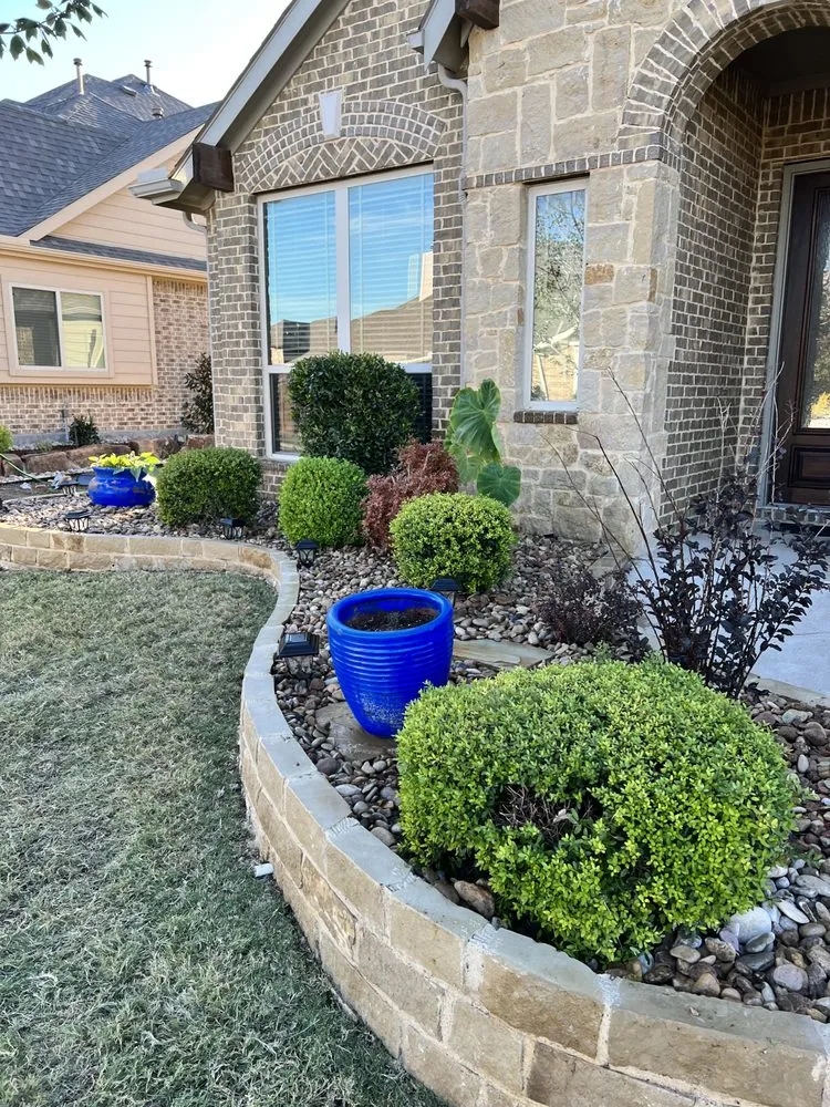 Expert garden landscaping in Rockwall, TX - Kidd's Exterior Solutions