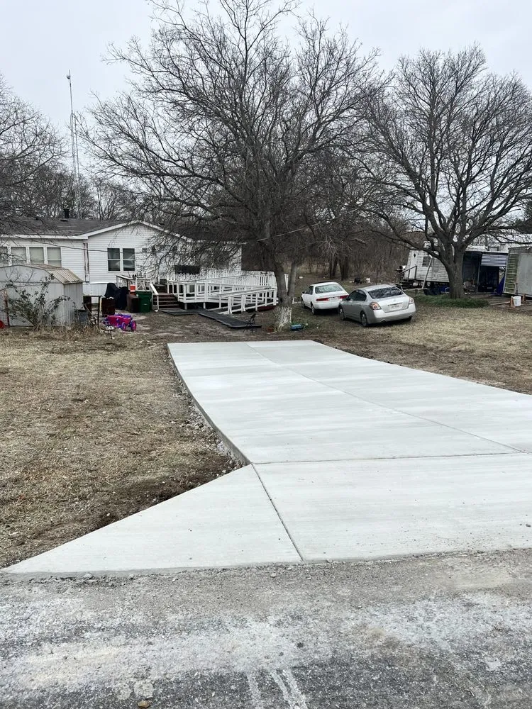 Top-rated lawn mowing service in Rockwall, TX - Kidd's Exterior Solutions