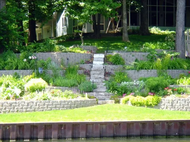 Local garden landscaping for beautiful yards across Effingham, IL - Kiefer Landscaping