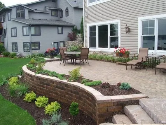 Custom landscaping services in Fenton, MO by Kiefer's Lawn & Landscaping