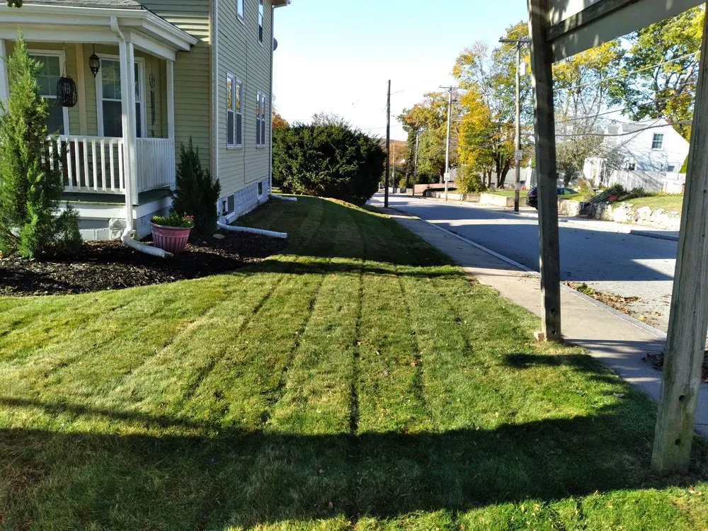 Reliable yard cleanup service experts serving Pawtucket, RI - Kilburn&sons landscaping