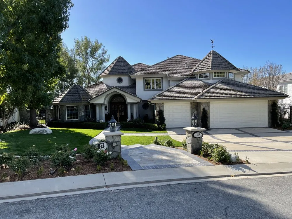 Top-rated lawn care service in Costa Mesa, CA - Killelea Landscape