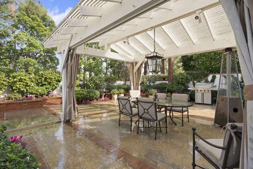 Top-rated residential landscaping near you in Costa Mesa, CA by Killelea Landscape