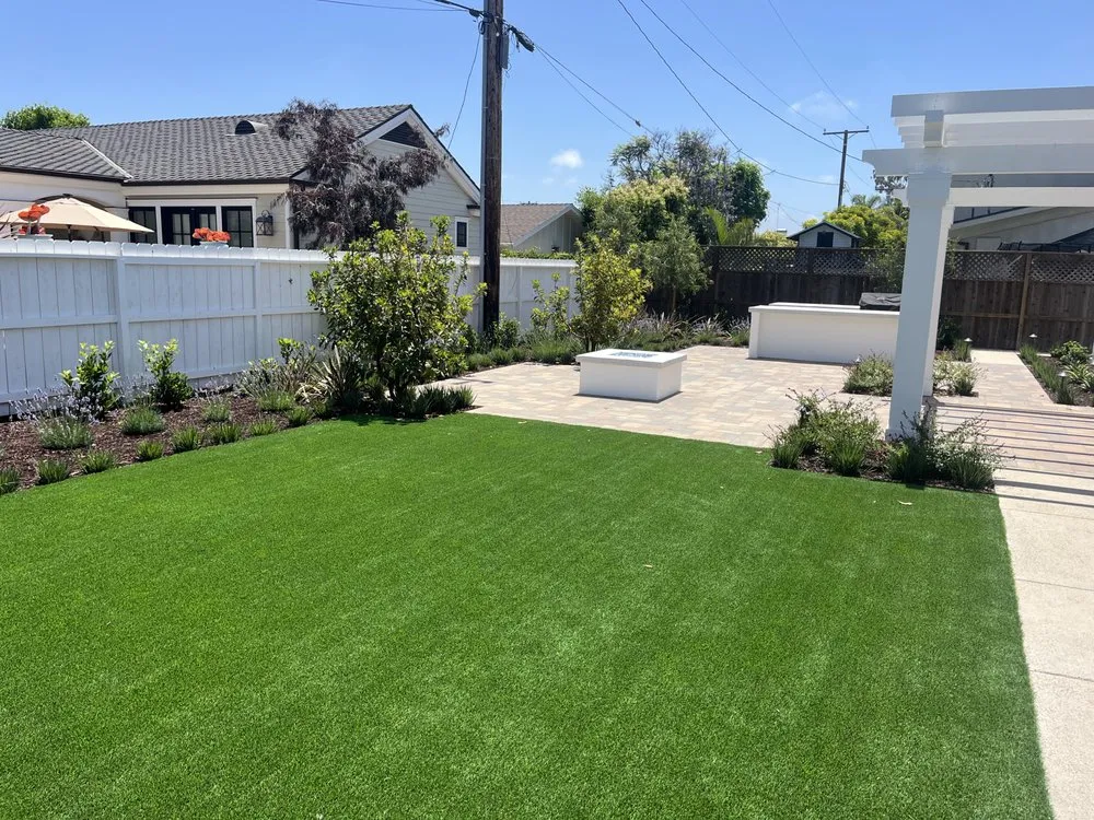 Expert yard maintenance experts serving Costa Mesa, CA - Killelea Landscape