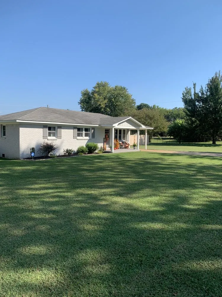 Affordable lawn care service in Killen, AL by Killen Kutz