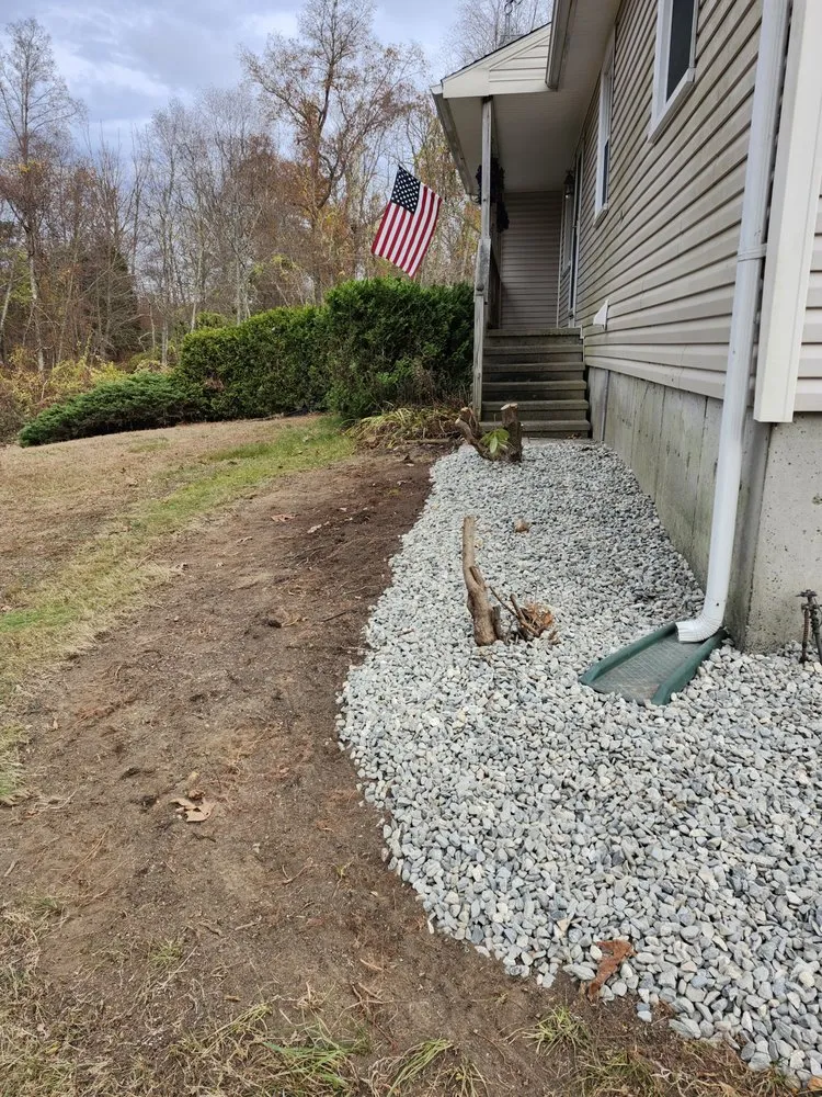 Trusted lawn mowing service experts serving Canterbury, CT - Killian's Landscaping