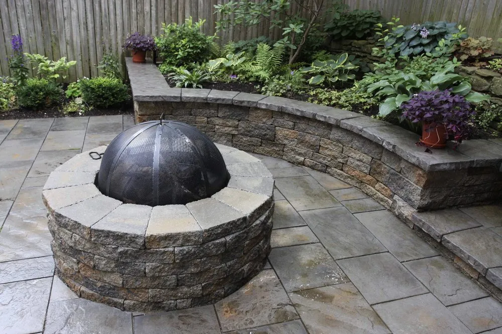 Professional lawn mowing service experts serving Pittsburgh, PA - Kimicata Brothers