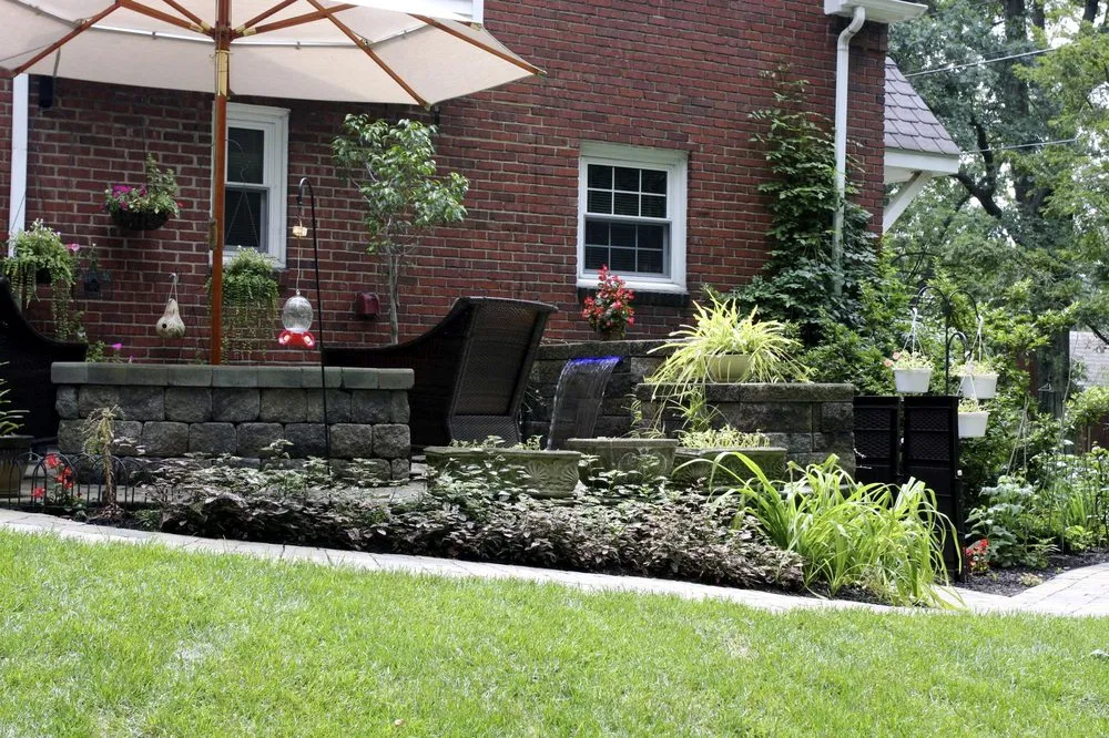 Local outdoor landscaping experts serving Pittsburgh, PA - Kimicata Brothers