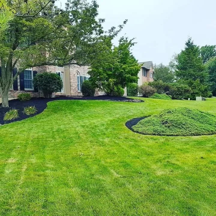 Affordable residential landscaping in Easton, PA by Kimroy Lawn Service