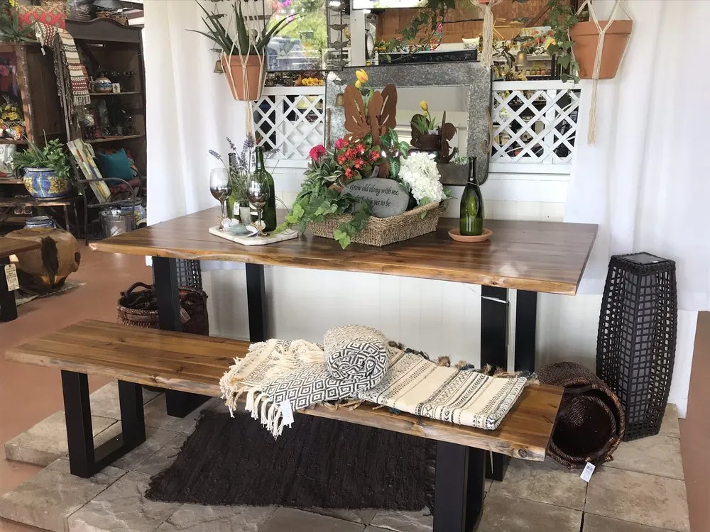 Reliable garden landscaping experts serving Huntsville, TX - Kim's Home and Garden Center