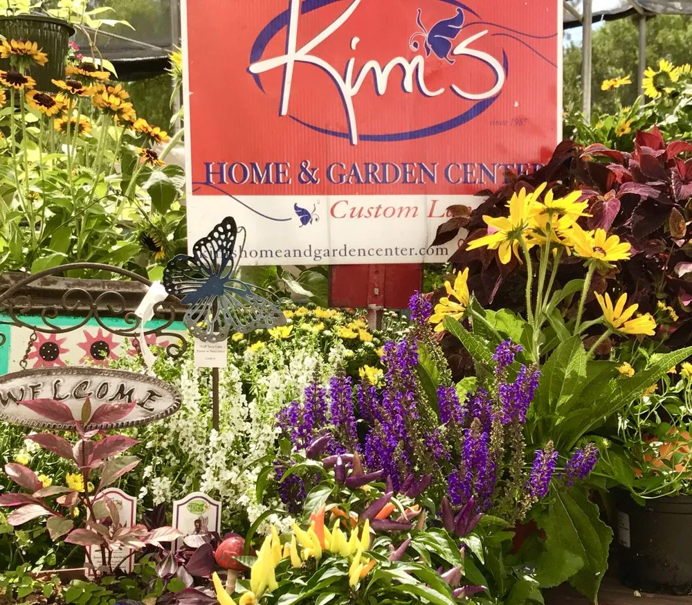 Custom yard maintenance experts serving Huntsville, TX - Kim's Home and Garden Center