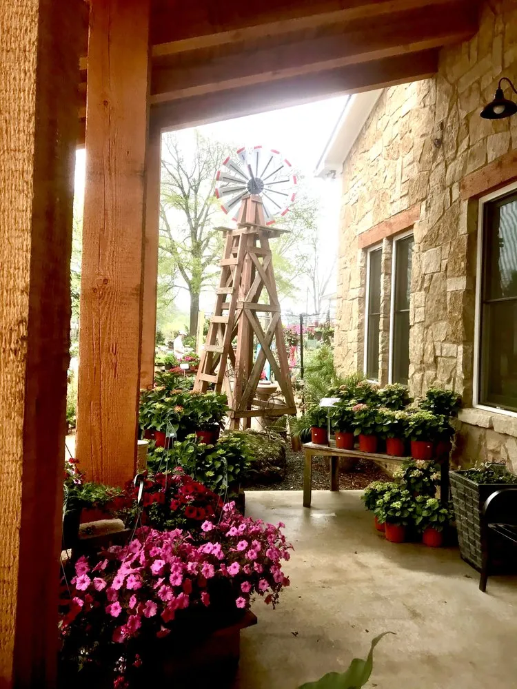 Professional residential landscaping experts serving Huntsville, TX - Kim's Home and Garden Center