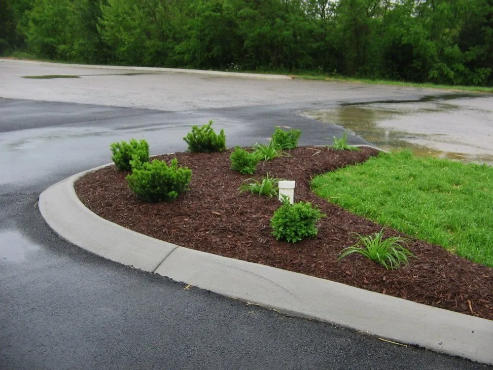 Top-rated residential landscaping with custom design in Scottsville, KY by Kim's Nursery