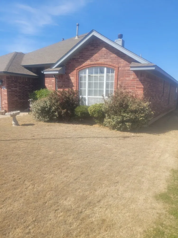 Top-rated lawn mowing service in Oklahoma City, OK by Kinda Brothers Lawn Care