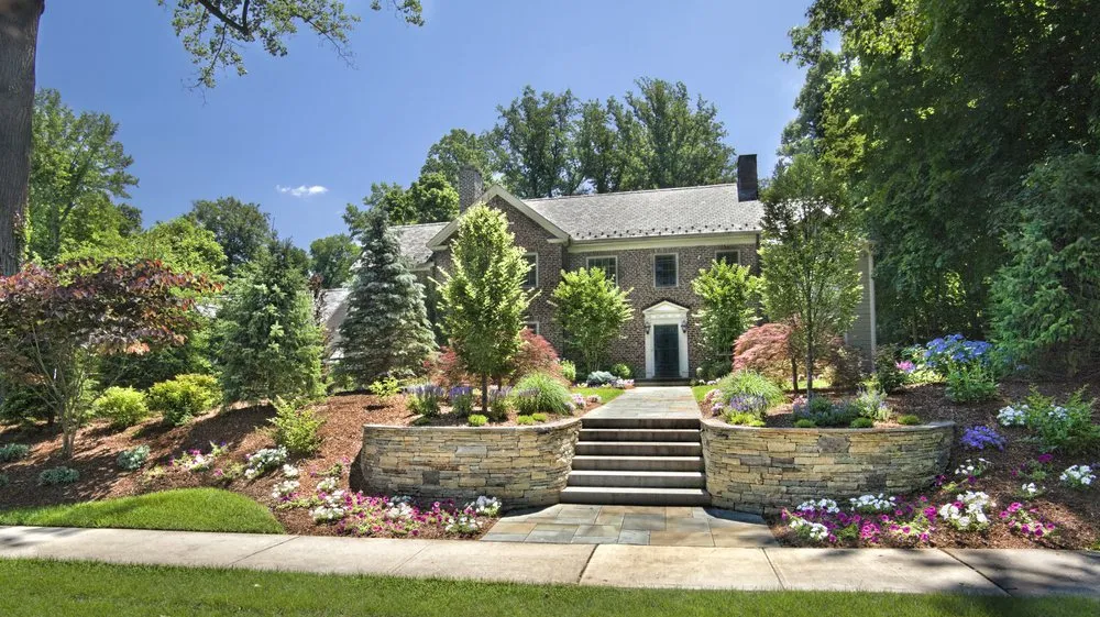 Affordable garden landscaping in Bergenfield, NJ - Kindergan Landscaping