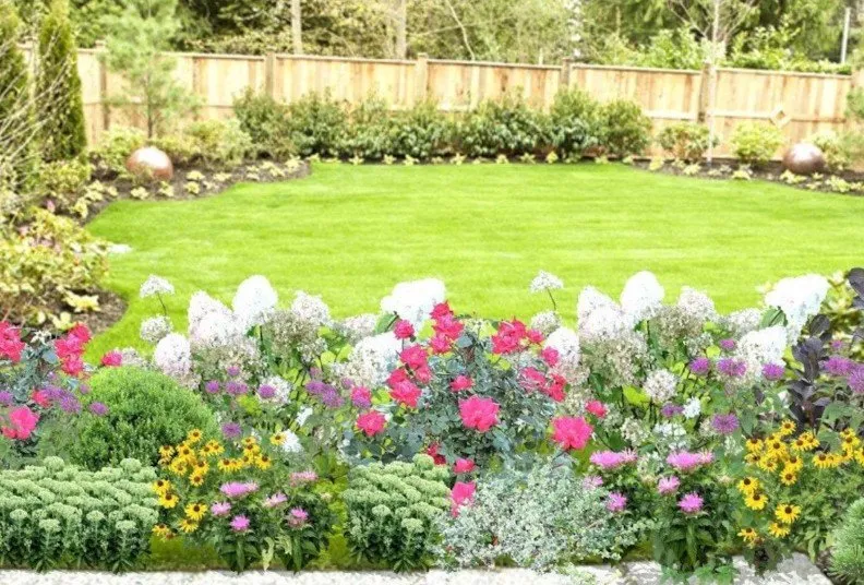 Reliable outdoor landscaping in Mashpee, MA - King and Queen