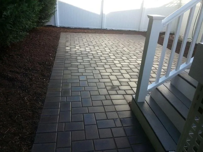 Affordable landscape design in Davidsonville, MD by King Cuts Landscaping