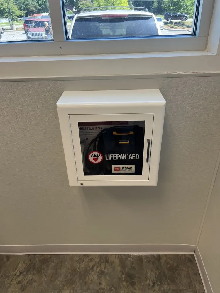 Top-rated lawn mowing service for homes in Atlanta, GA by KING ELI HANDY MAINTENANCE