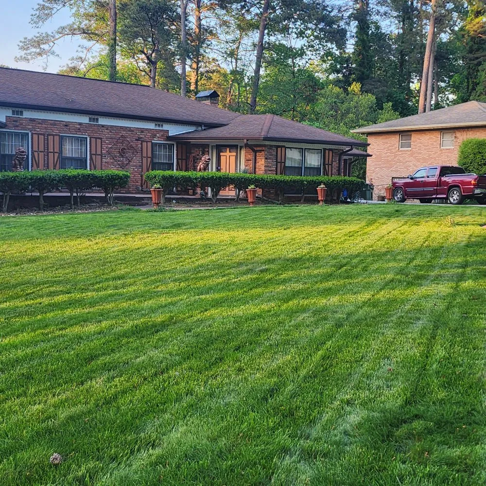 Top-rated lawn care service for residential properties across Gainesville, GA - King Green
