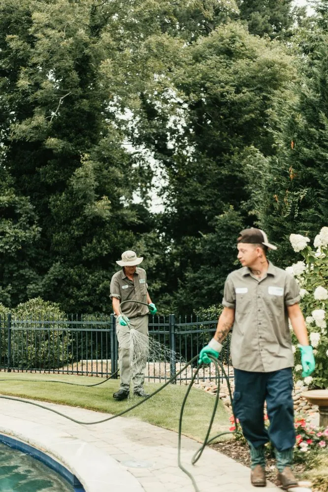 Expert yard maintenance in Peachtree City, GA by King Green