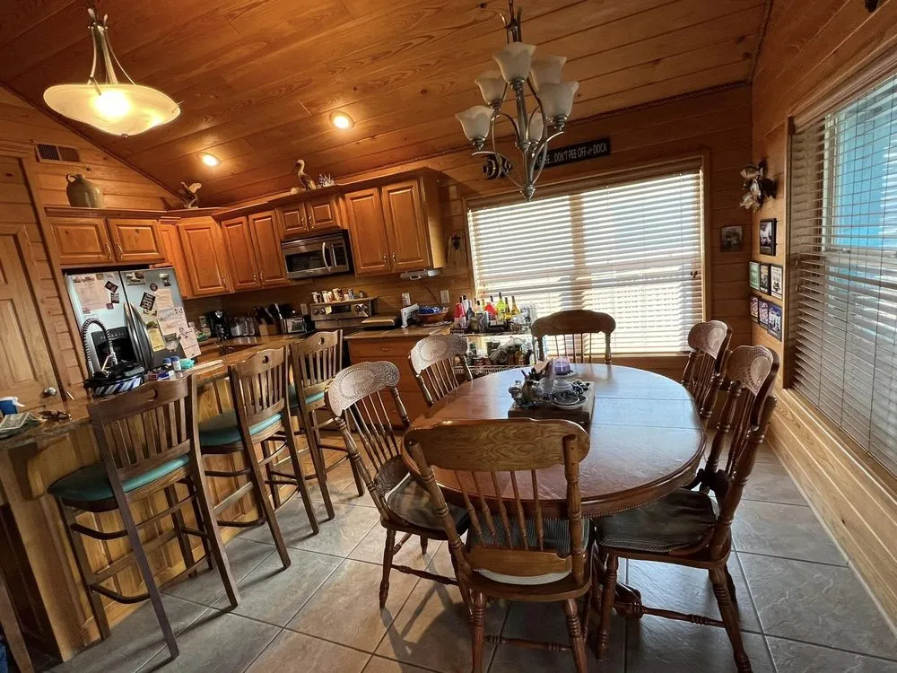 Custom outdoor landscaping experts serving Bay St. Louis, MS - King Kong’s Cleaning & More