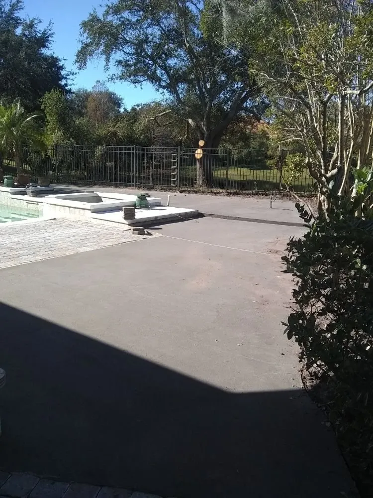 Affordable yard maintenance for homes across Deltona, FL - King Krete Lawn Service