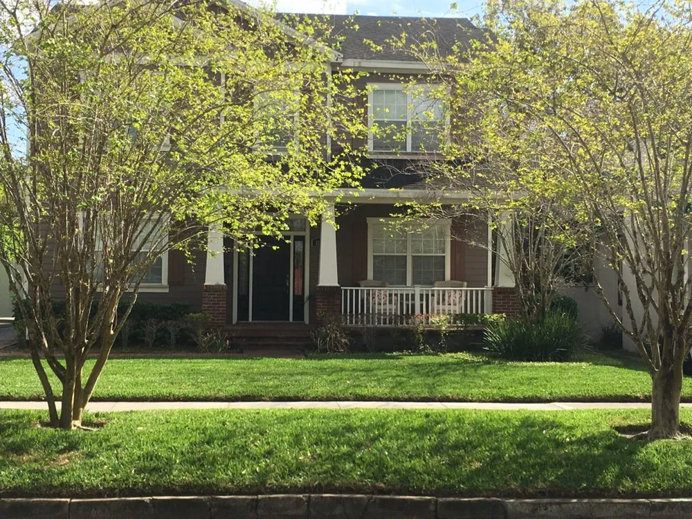 Trusted lawn mowing service in Apopka, FL - King Kutz Landscaping