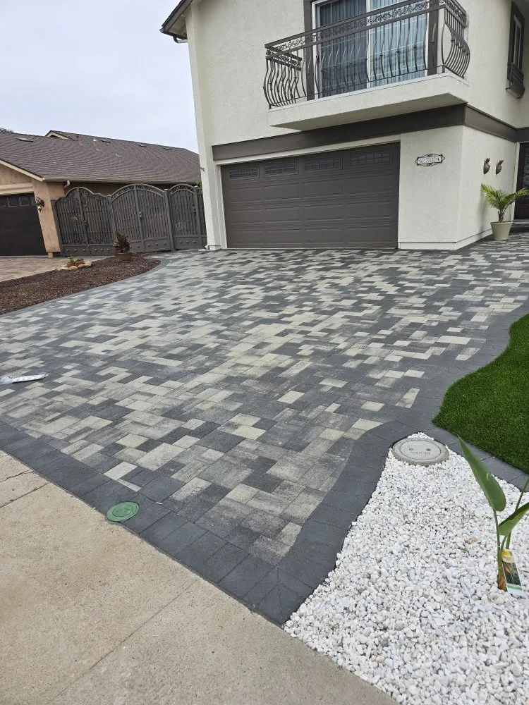 Top-rated yard maintenance for residential properties across National City, CA - King Of The Garden Landscaping