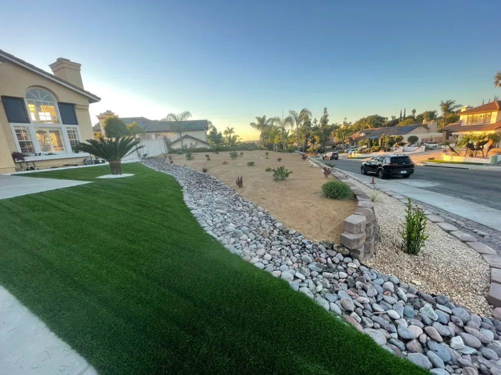 Professional yard cleanup service experts serving National City, CA - King Of The Garden Landscaping