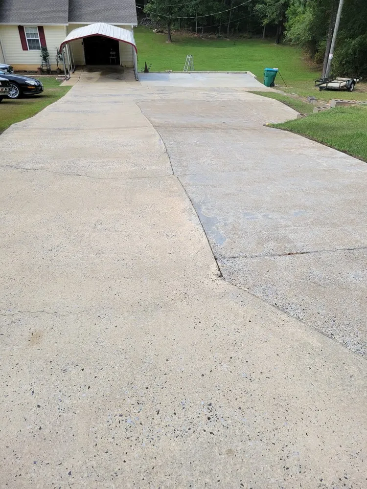 Affordable residential landscaping for residential properties in Anniston, AL by King Pressure Washing & Lawn Service