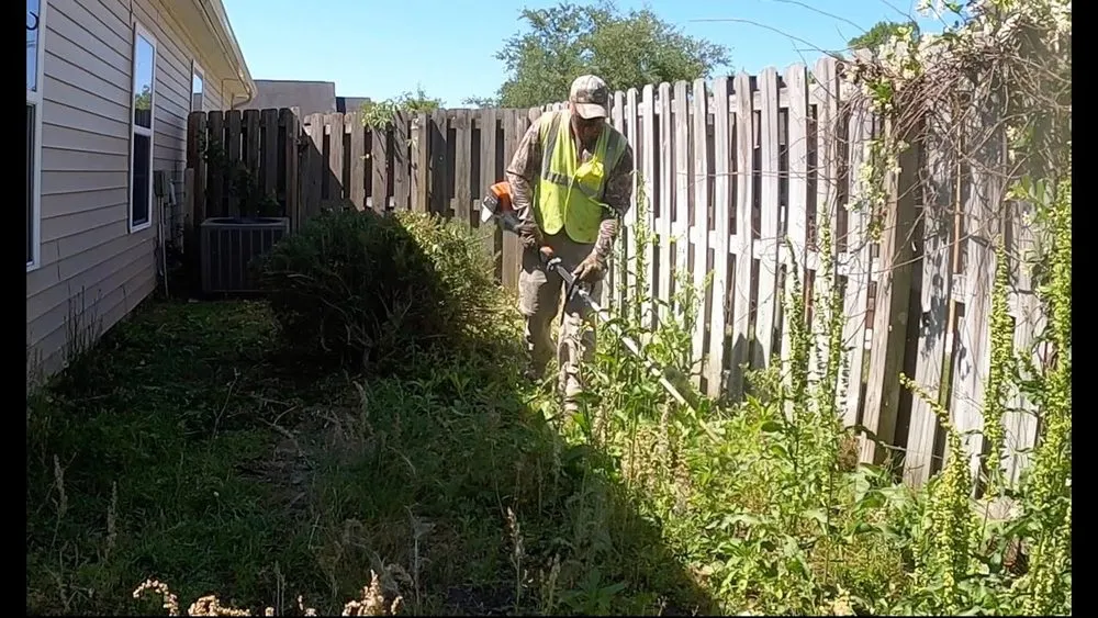 Professional yard maintenance for beautiful yards in Beloit, WI by King Property Services