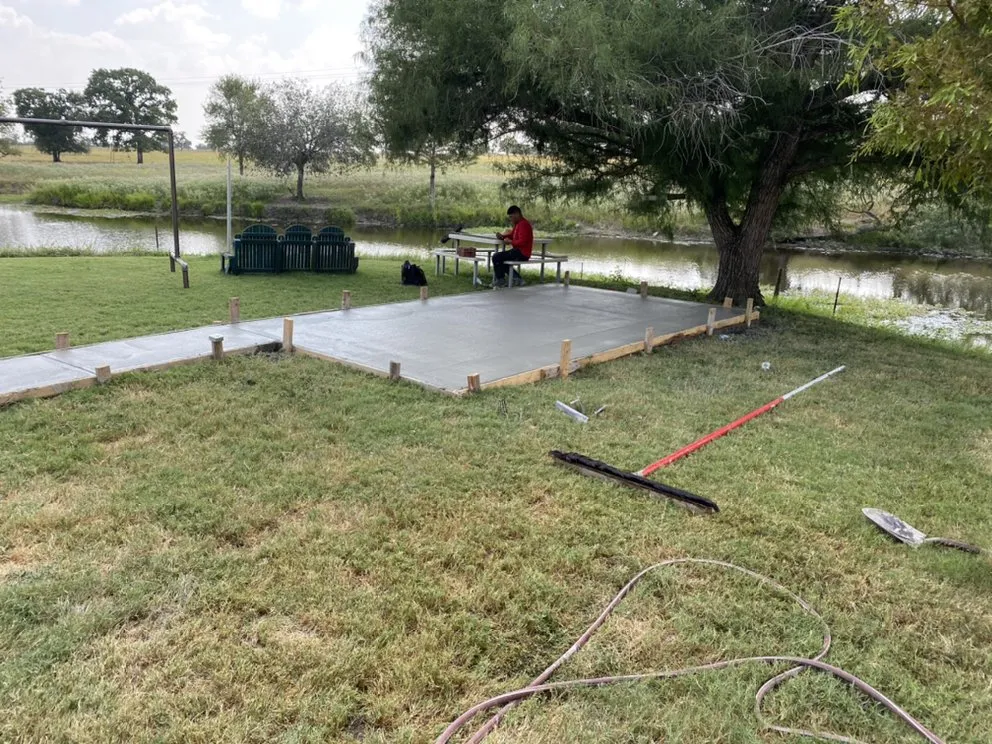 Affordable yard maintenance in Seguin, TX - King Services