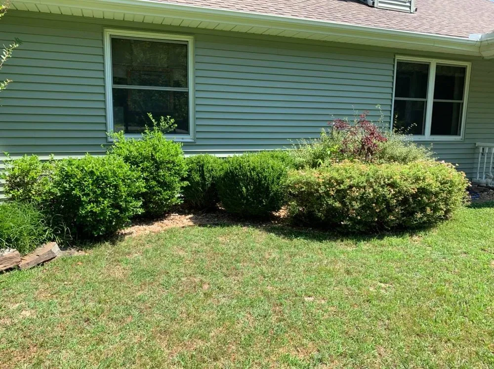 Trusted garden landscaping experts serving Joplin, MO - King Style Mowing