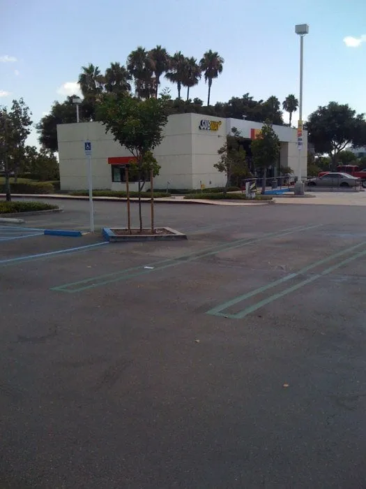 Reliable lawn mowing service experts serving Mesa, AZ - King Trades Electric