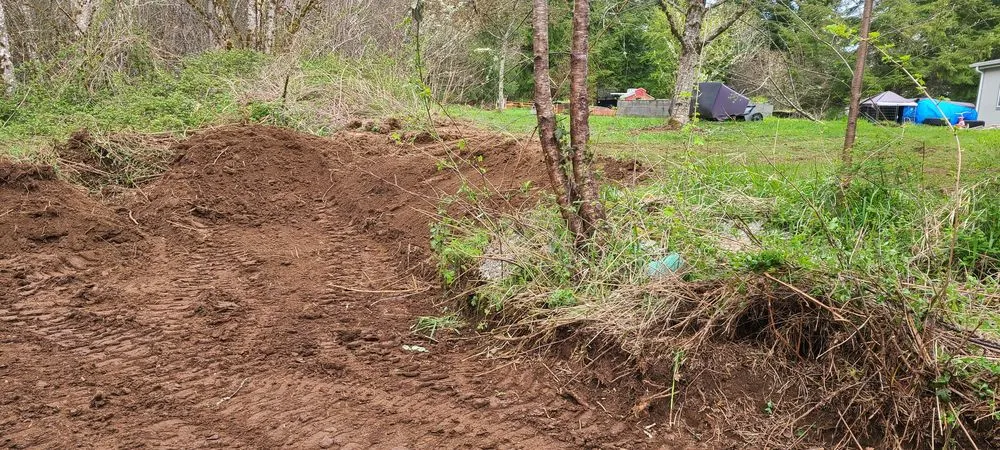 Expert outdoor landscaping in Onalaska, WA by Kingdom Country