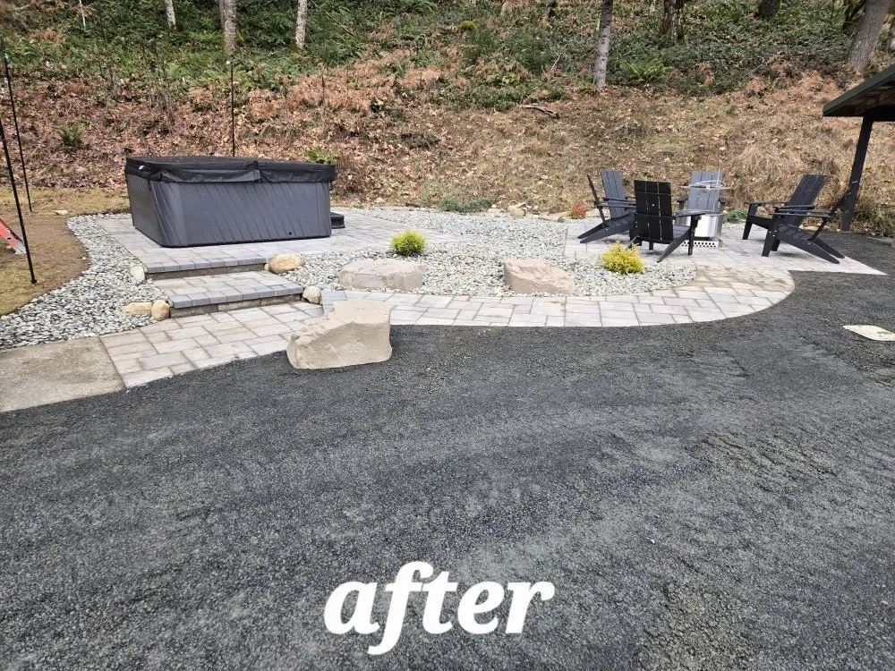 Top-rated lawn mowing service with custom design across Onalaska, WA - Kingdom Country