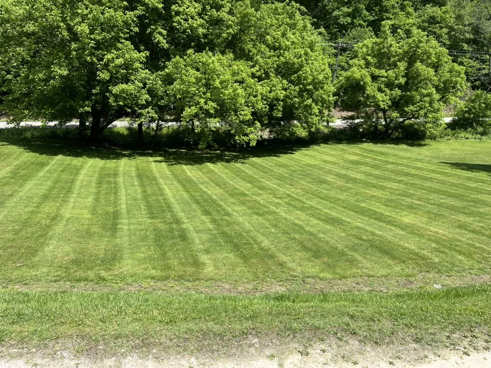 Reliable garden landscaping experts serving River, KY - Kingdom Kuts Lawn Care