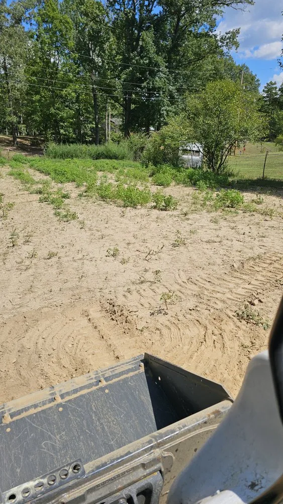 Affordable yard maintenance in Hot Springs, AR - Kingdom Land Services