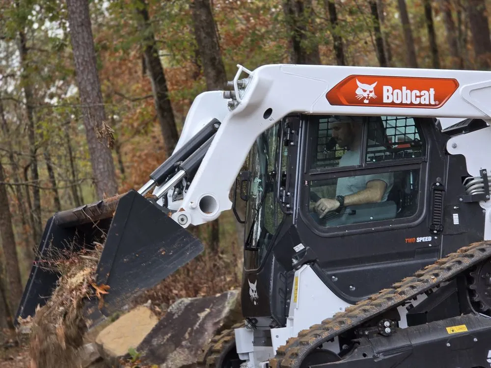 Reliable landscaping services with custom design across Hot Springs, AR - Kingdom Land Services