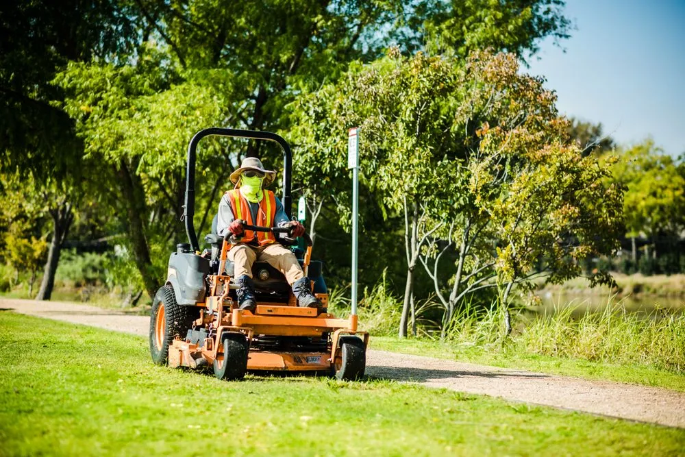 Local landscaping services in Denton, TX - Kingreen Services