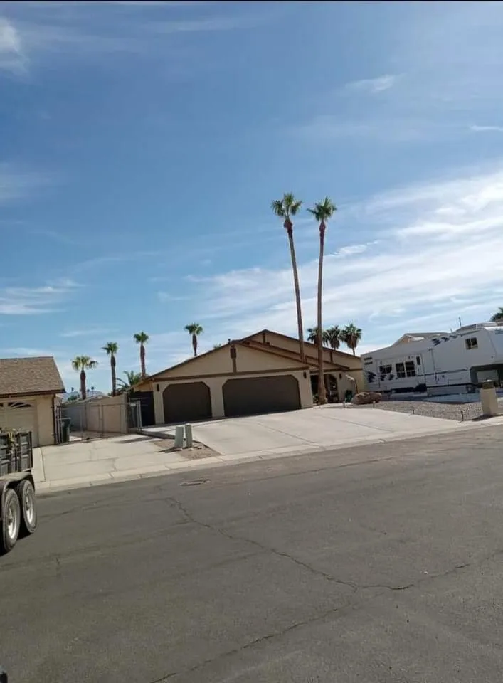 Affordable landscaping services for year-round maintenance across Bullhead City, AZ - Kings Canyon Landscaping